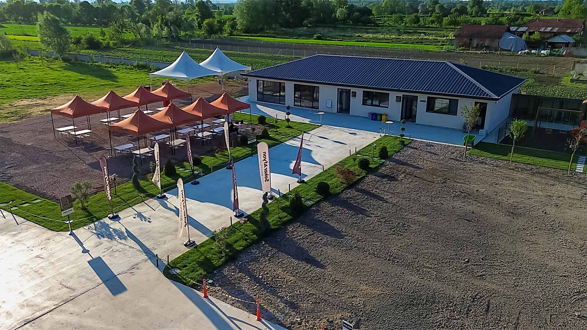 Şeker Afyon Çiftlik Tesis